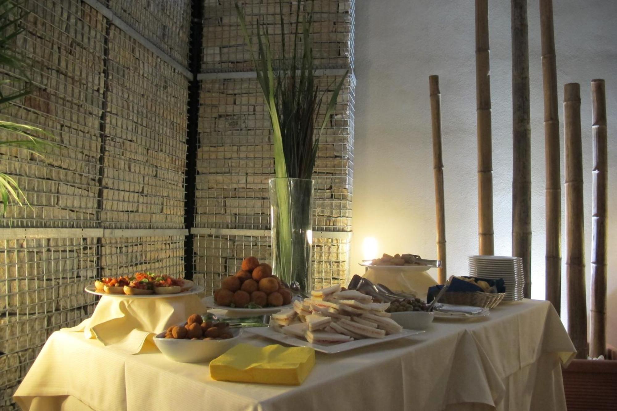 Hotel Sporting Cologno 4*